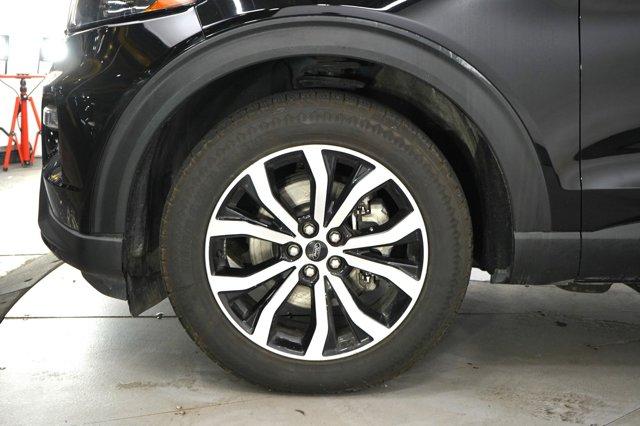 Photo of 2022 Agate Black Metallic Ford Explorer