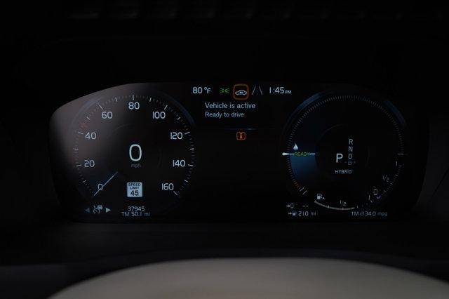 Photo of 2022 Blue Volvo XC90 Recharge Plug-In Hybrid