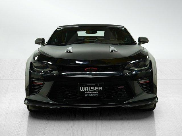 Photo of 2017 Mosaic Black Metallic Chevrolet Camaro