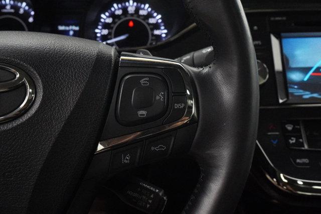 Photo of 2018 Midnight Black Metallic Toyota Avalon