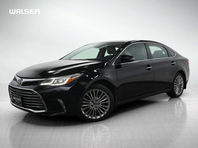 Photo of 2018 Midnight Black Metallic Toyota Avalon