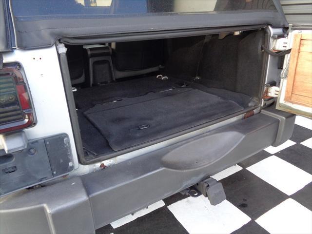 Photo of 2007 Bright Silver Metallic Clearcoat/Black Hard Top Jeep Wrangler