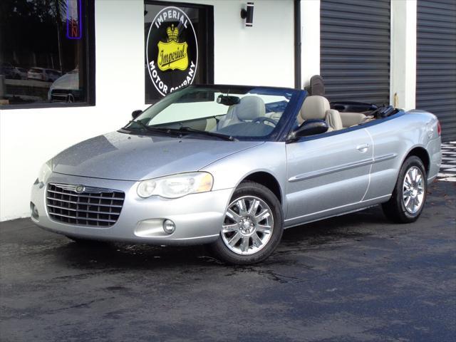 Photo of 2005 Bright Silver Metallic Clearcoat/Black Cloth Top Chrysler Sebring