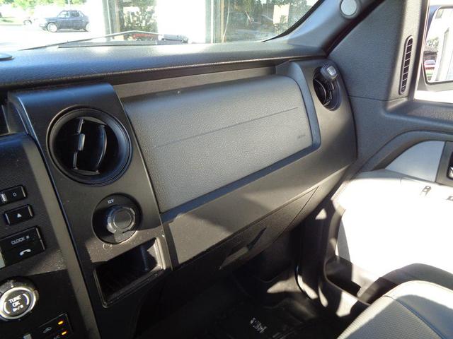 Photo of 2014 Oxford White Ford F-150