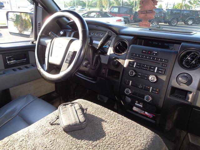 Photo of 2014 Oxford White Ford F-150