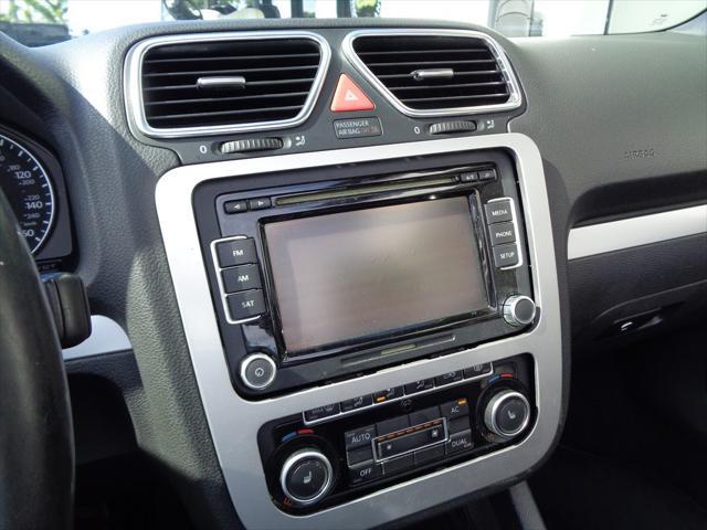 Photo of 2012 DK BLU Volkswagen Eos