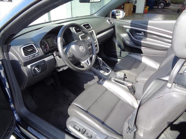 Photo of 2012 DK BLU Volkswagen Eos