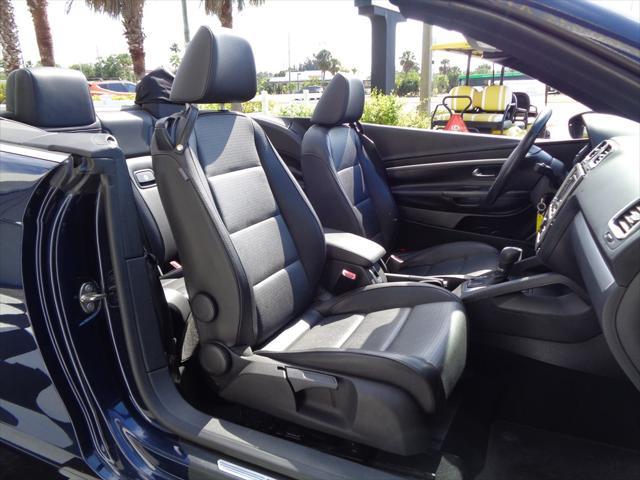 Photo of 2012 DK BLU Volkswagen Eos