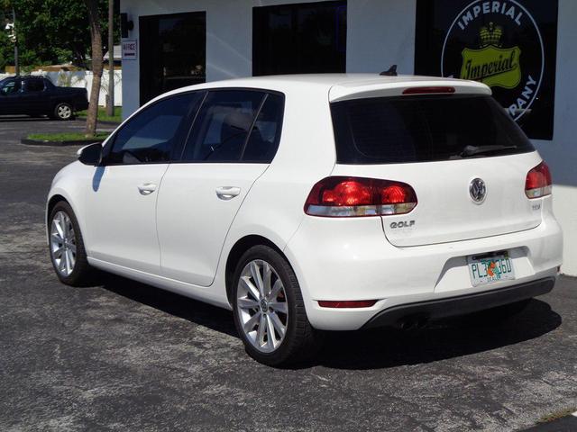Photo of 2012 Candy White Volkswagen Golf