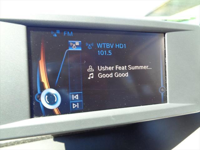 Photo of 2014 Solar Orange Metallic w/Frozen Gray Accent BMW i3