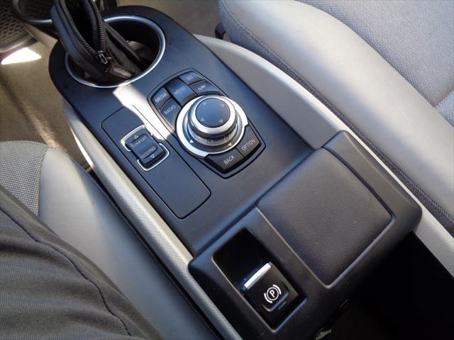 Photo of 2014 Solar Orange Metallic w/Frozen Gray Accent BMW i3