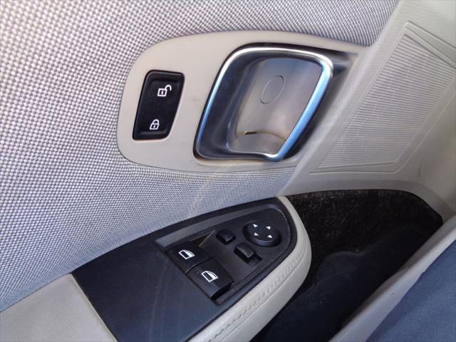 Photo of 2014 Solar Orange Metallic w/Frozen Gray Accent BMW i3