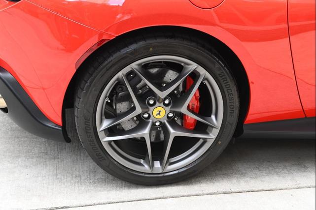 Photo of 2022 Rosso Scuderia Ferrari Roma
