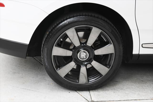 Photo of 2023 Arctic White Rolls-Royce Cullinan