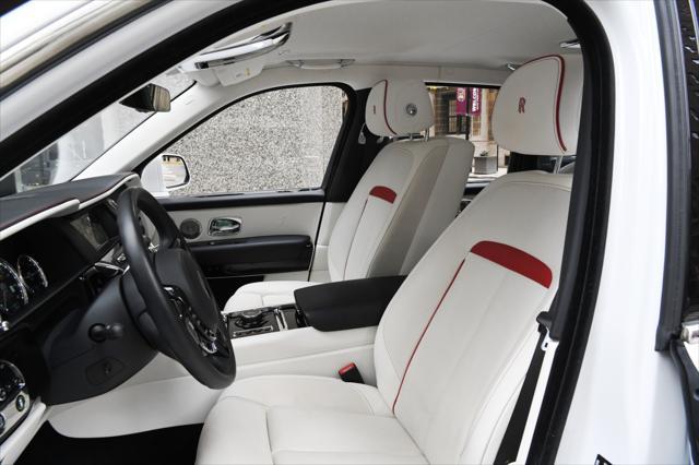 Photo of 2023 Arctic White Rolls-Royce Cullinan