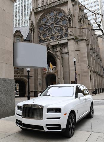 Photo of 2023 Arctic White Rolls-Royce Cullinan