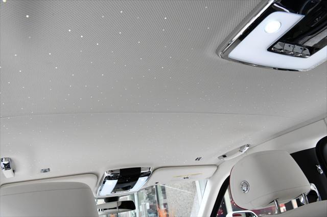 Photo of 2023 Arctic White Rolls-Royce Cullinan