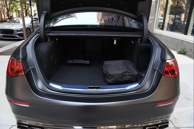 Photo of 2024 Graphite Metallic Mercedes-Benz AMG S 63 E
