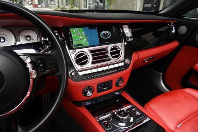 Photo of 2019 Black Diamond Rolls-Royce Dawn