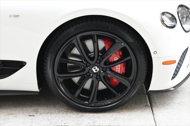 Photo of 2022 Glacier White Solid Bentley Continental GT