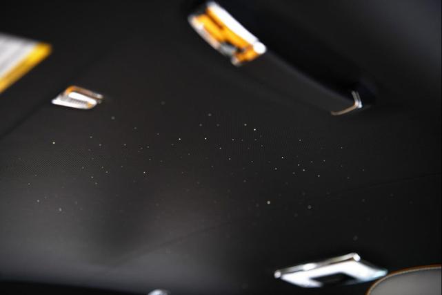 Photo of 2025 Arctic White Rolls-Royce Spectre