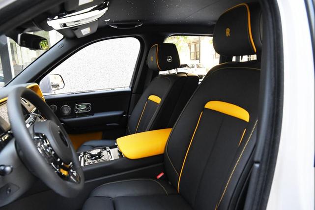 Photo of 2024 Tempest Gray Rolls-Royce Cullinan