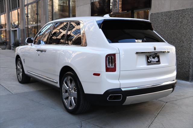 Photo of 2023 English White Rolls-Royce Cullinan