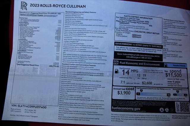 Photo of 2023 English White Rolls-Royce Cullinan