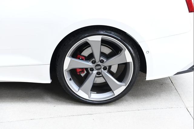 Photo of 2024 Arkona White Audi A5