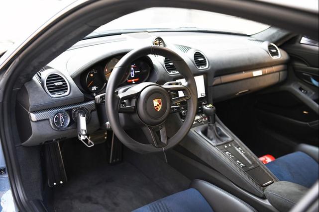 Photo of 2023 Porsche 718 Cayman
