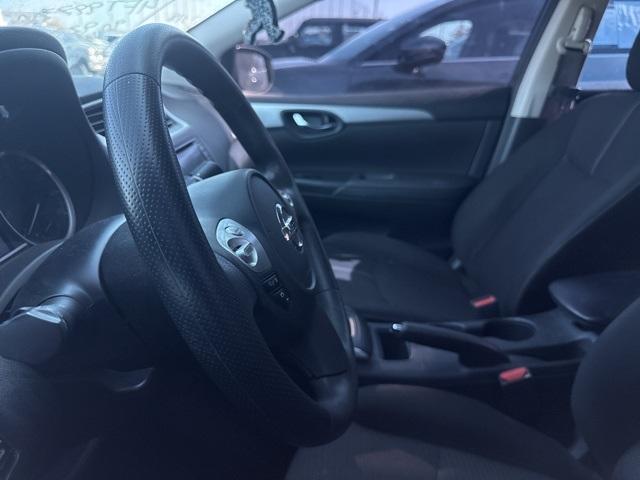 Photo of 2018 Black Nissan Sentra