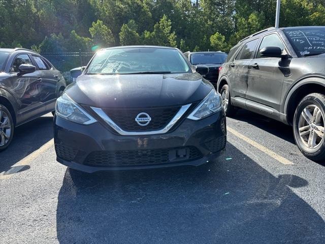 Photo of 2018 Black Nissan Sentra