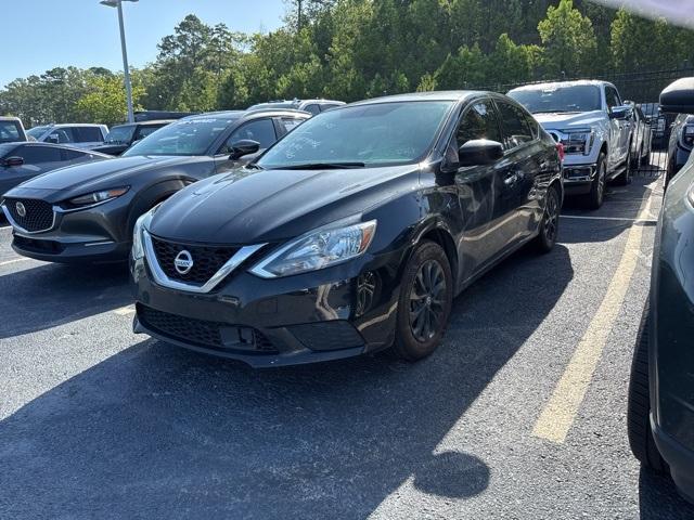 Photo of 2018 Black Nissan Sentra