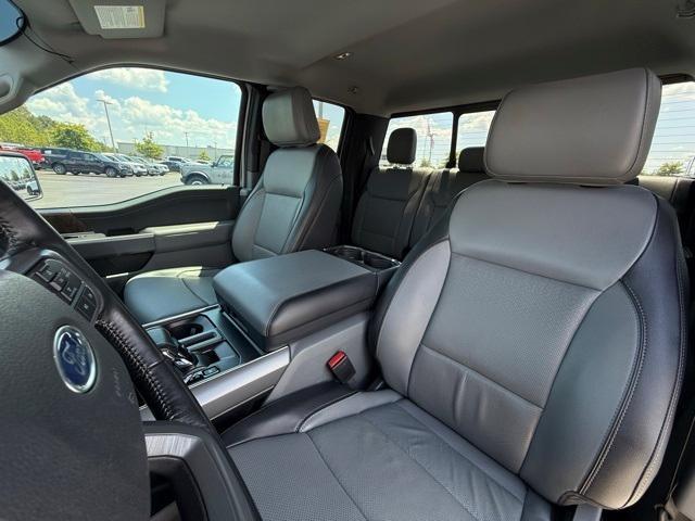 Photo of 2022 Iconic Silver Metallic Ford F-150