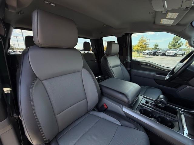 Photo of 2022 Iconic Silver Metallic Ford F-150