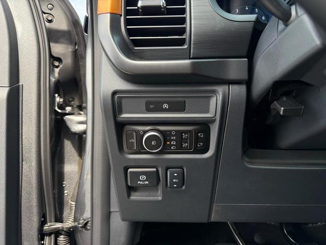 Photo of 2025 Gray Metallic Ford F-150