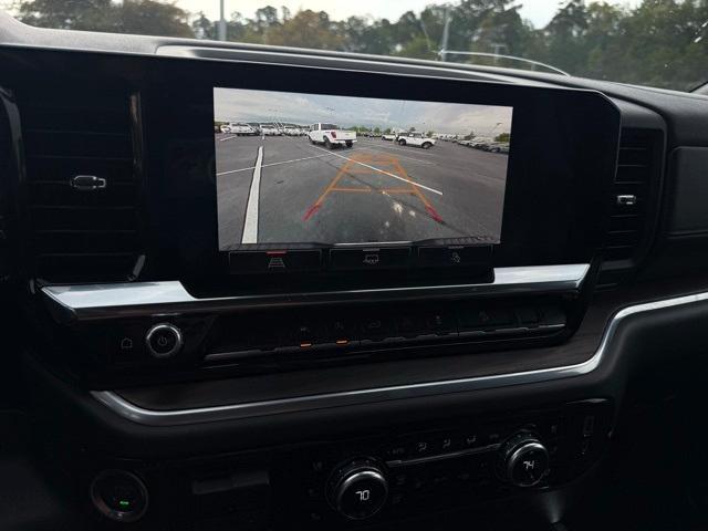 Photo of 2022 Quicksilver Metallic GMC Sierra 1500