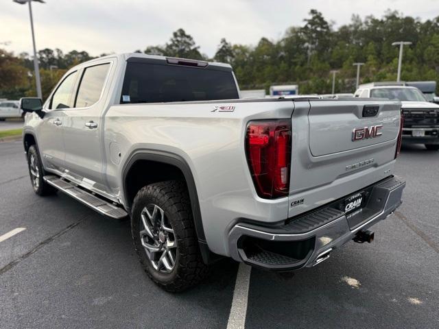 Photo of 2022 Quicksilver Metallic GMC Sierra 1500