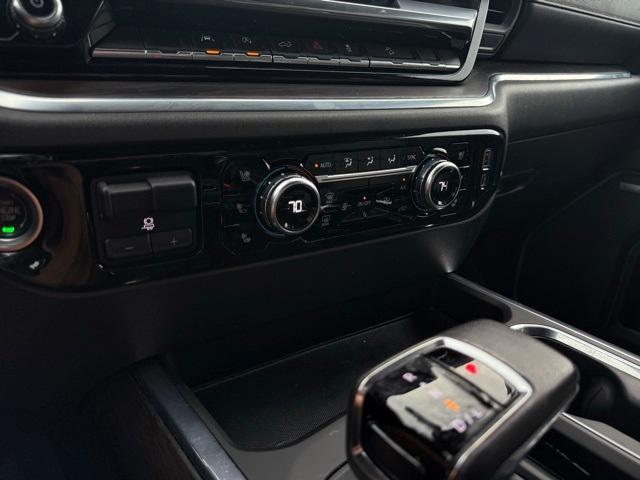 Photo of 2022 Quicksilver Metallic GMC Sierra 1500