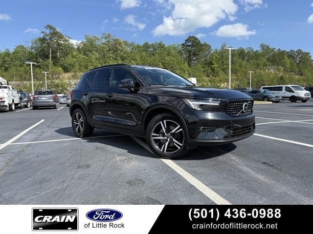 2023 Volvo XC40