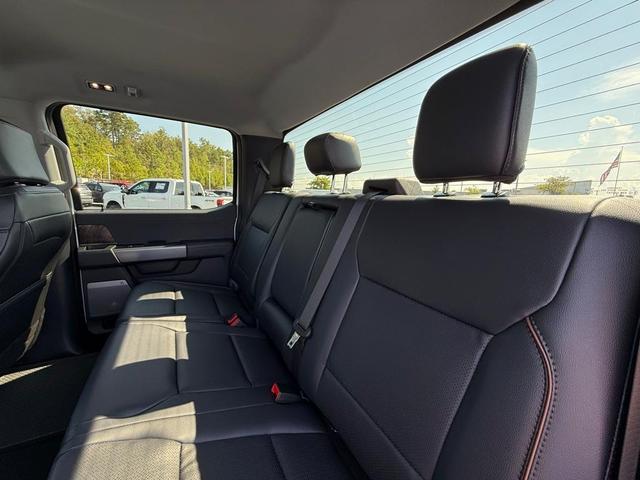 Photo of 2026 Oxford White Ford F-250