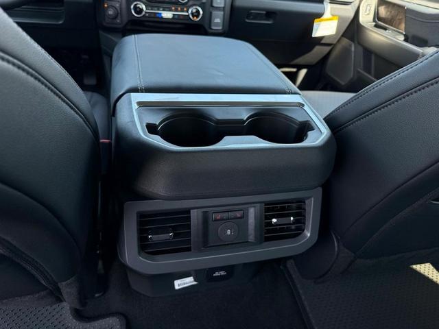 Photo of 2026 Oxford White Ford F-250