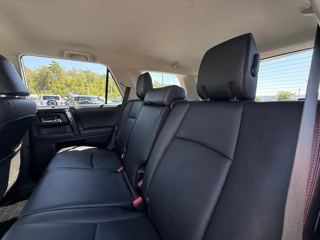 Photo of 2022 White Toyota 4Runner