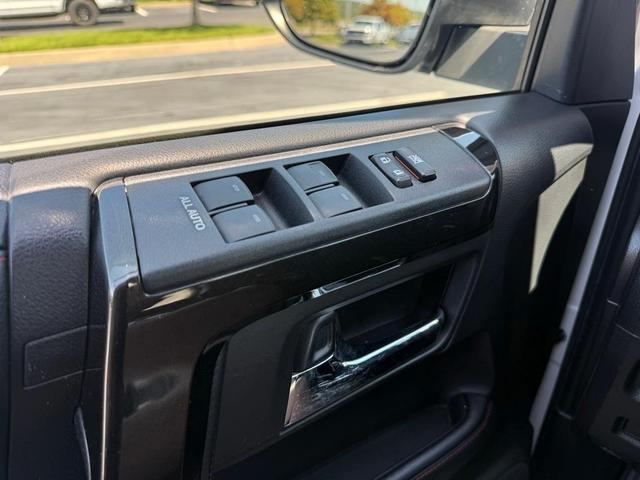 Photo of 2022 White Toyota 4Runner