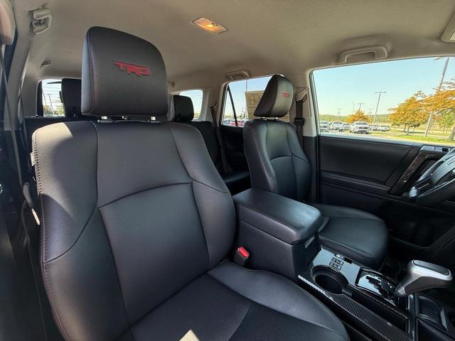 Photo of 2022 White Toyota 4Runner