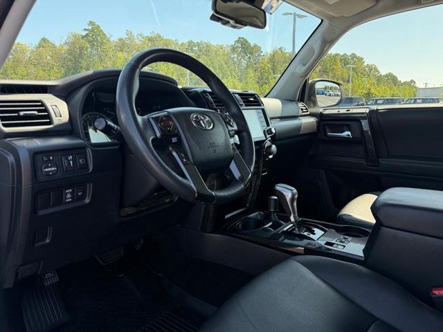 Photo of 2022 White Toyota 4Runner