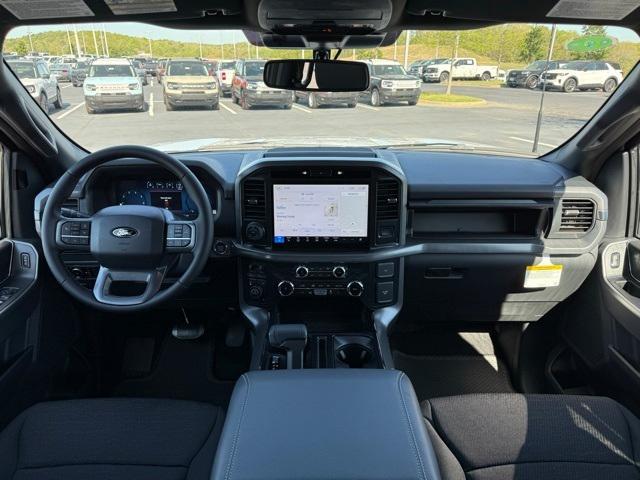 Photo of 2025 White Metallic Ford F-150