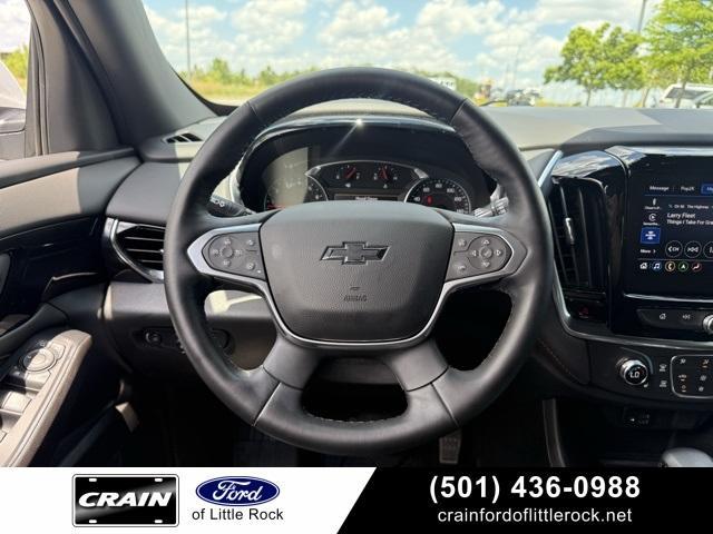 Photo of 2023 Summit White Chevrolet Traverse