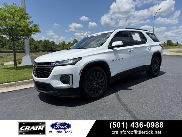 Photo of 2023 Summit White Chevrolet Traverse