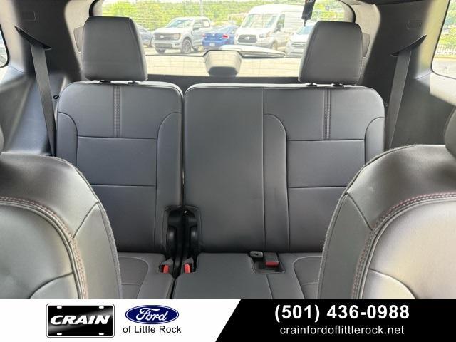 Photo of 2023 Summit White Chevrolet Traverse